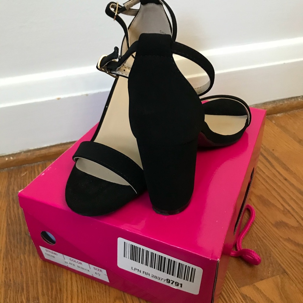 Dream Pairs chunky heel sandals, black suede, 6.5